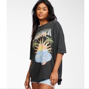 Billabong summer tour oversized tee